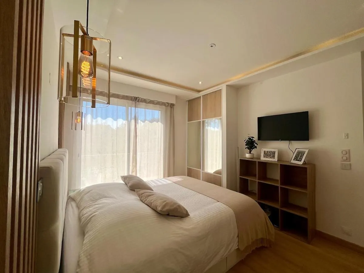Beautiful 4 Bedroom Villa With Pool, Jacuzzi Biot