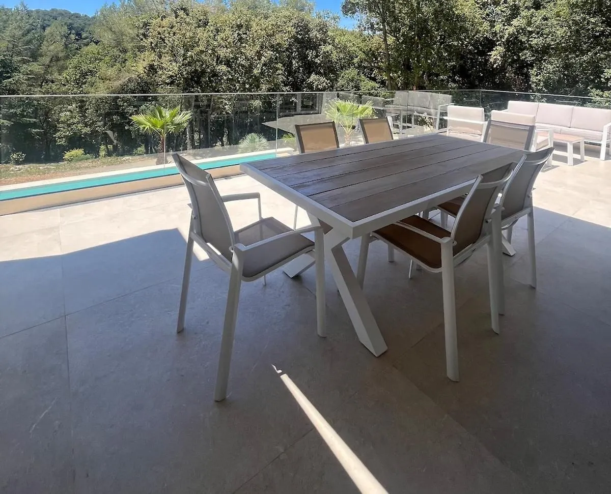 Beautiful 4 Bedroom Villa With Pool, Jacuzzi Biot 0*,  France